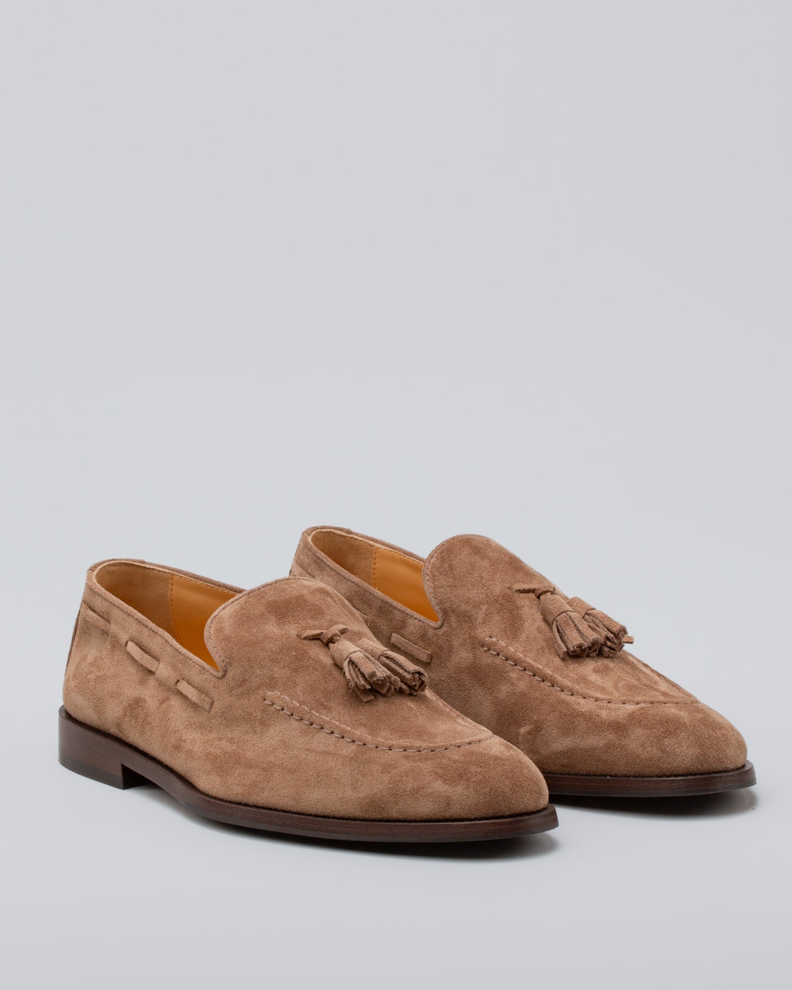 BRUNELLO CUCINELLI - Mocassino in suede con nappine | macciocu.com