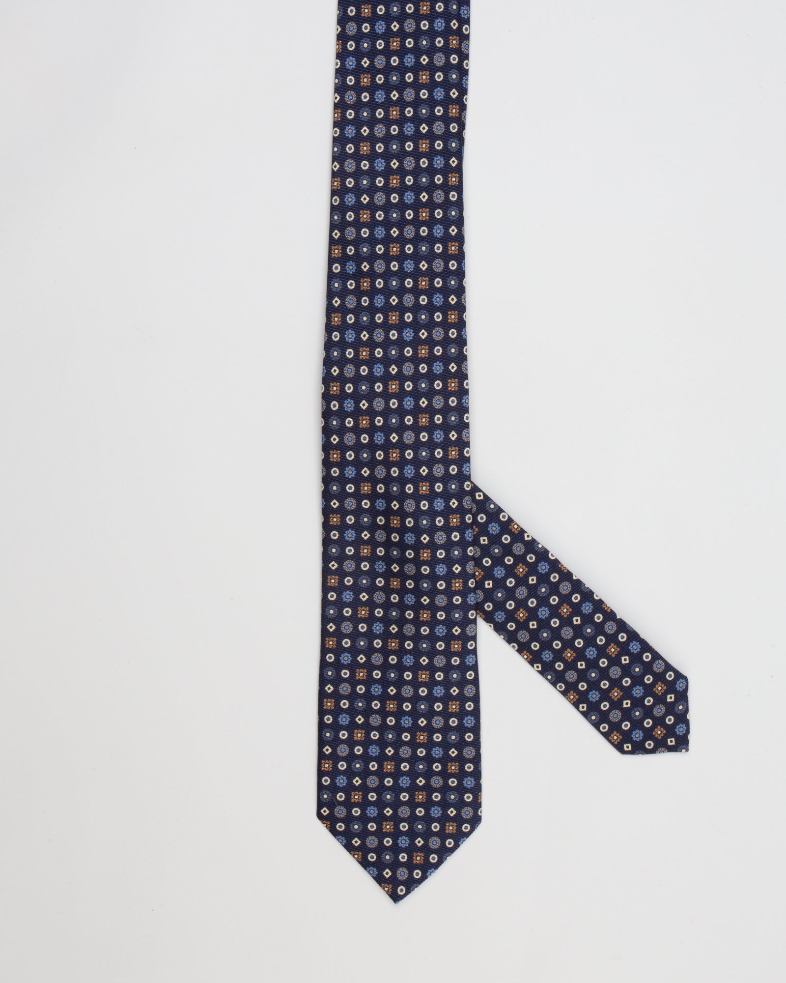 MACCIOCU - Cravatta in seta con fantasia geometrica | macciocu.com