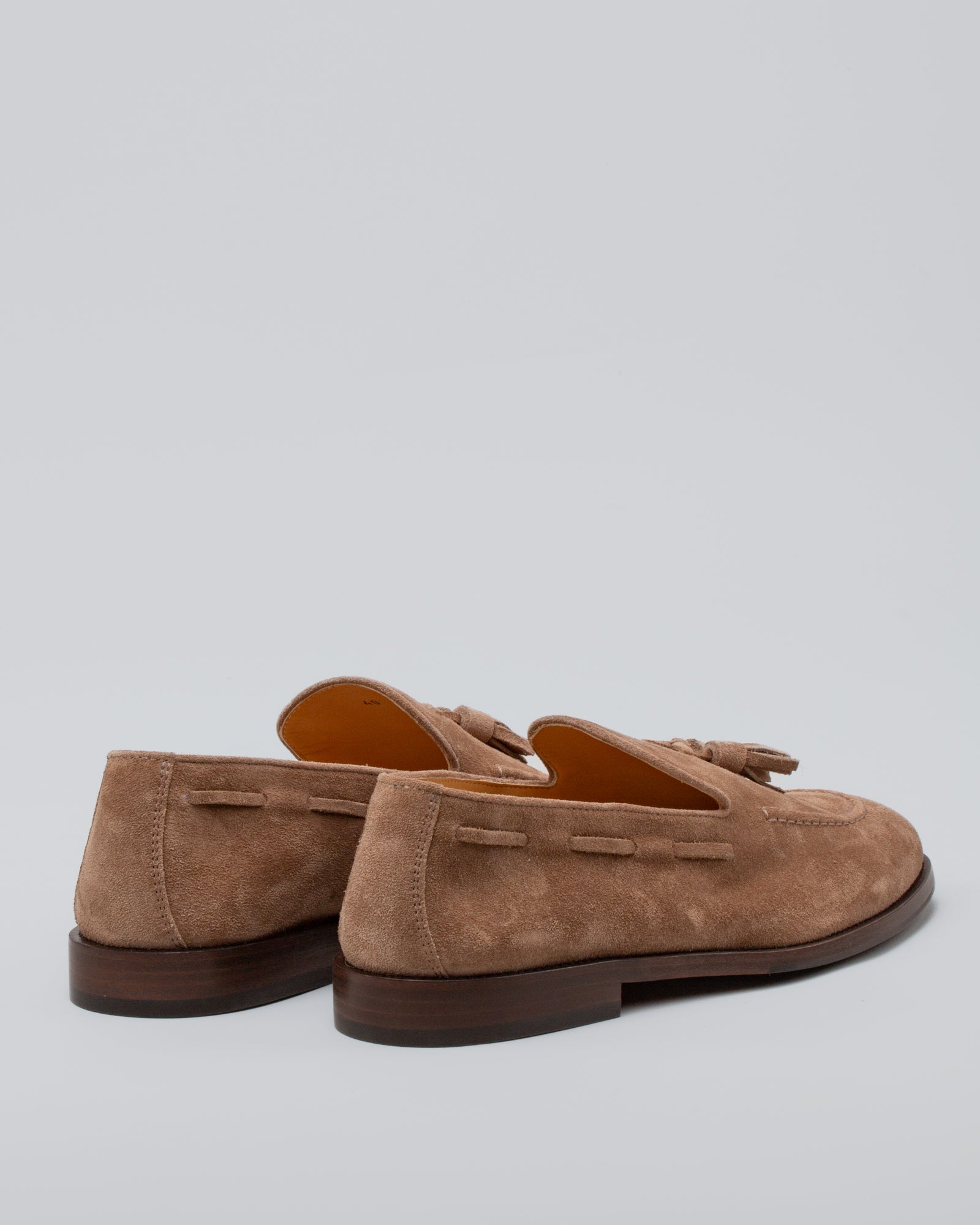BRUNELLO CUCINELLI - Mocassino in suede con nappine | macciocu.com