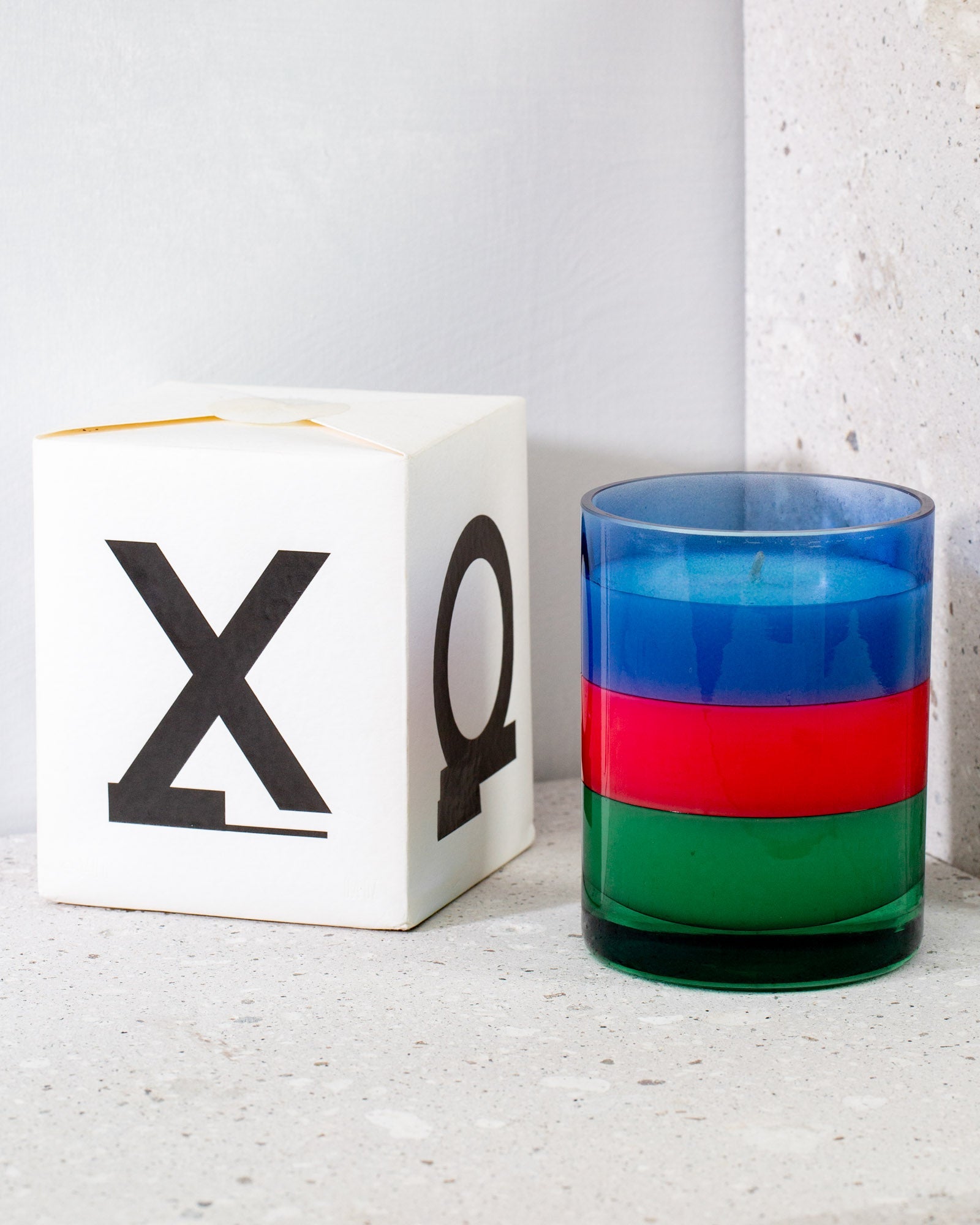 Candela Burning Rose - BYREDO | Risvolto.com