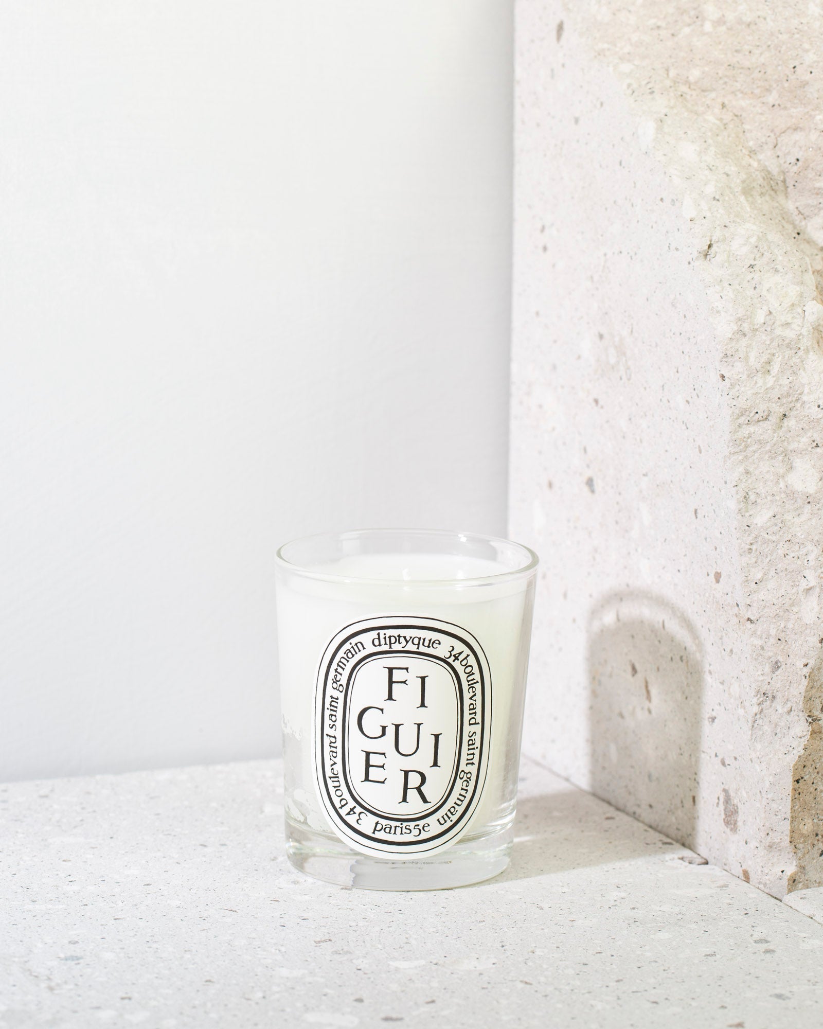 Candela Figuier - DIPTYQUE | Risvolto.com