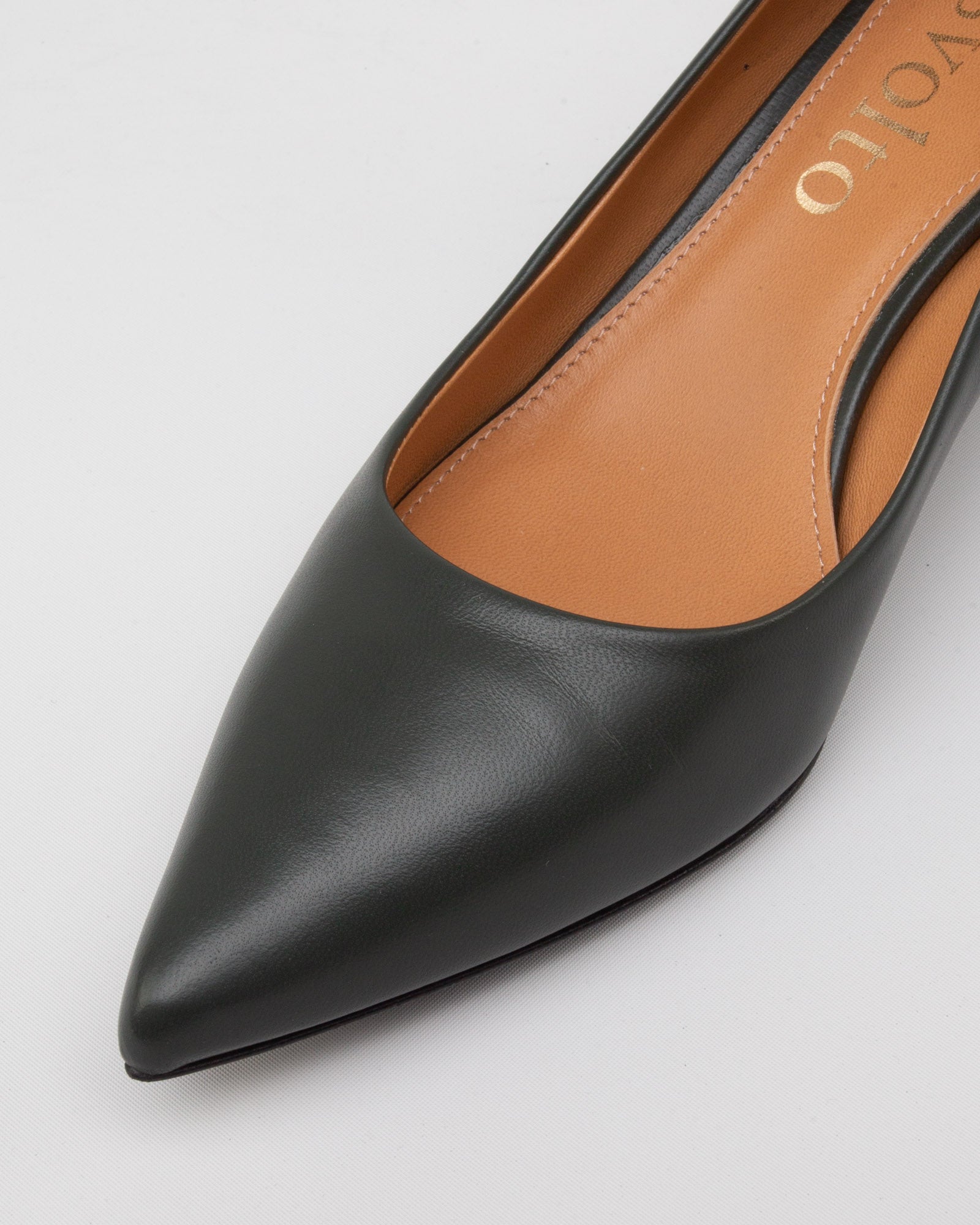 Decollete bassa in pelle - RISVOLTO | Risvolto.com