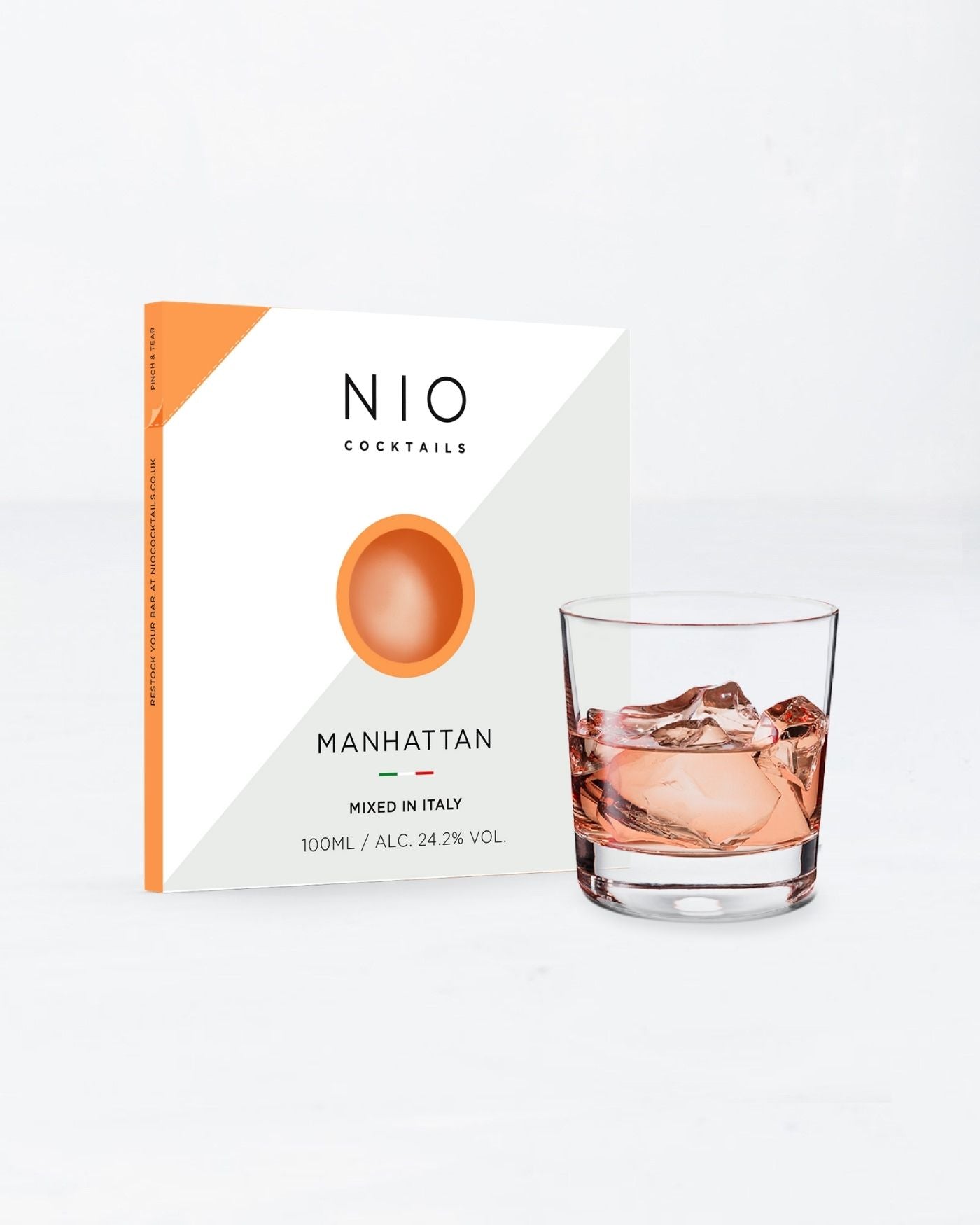 Manhattan Cocktail - NIO COCKTAILS | Risvolto.com